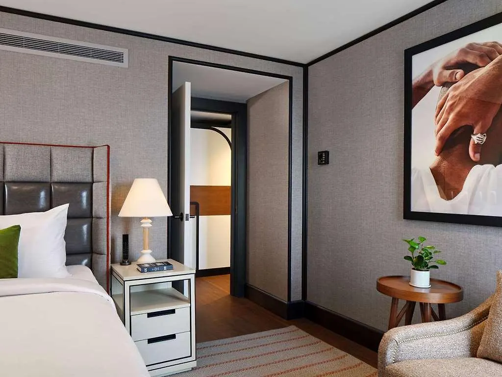 21C Museum Hotel St Louis Saint Louis